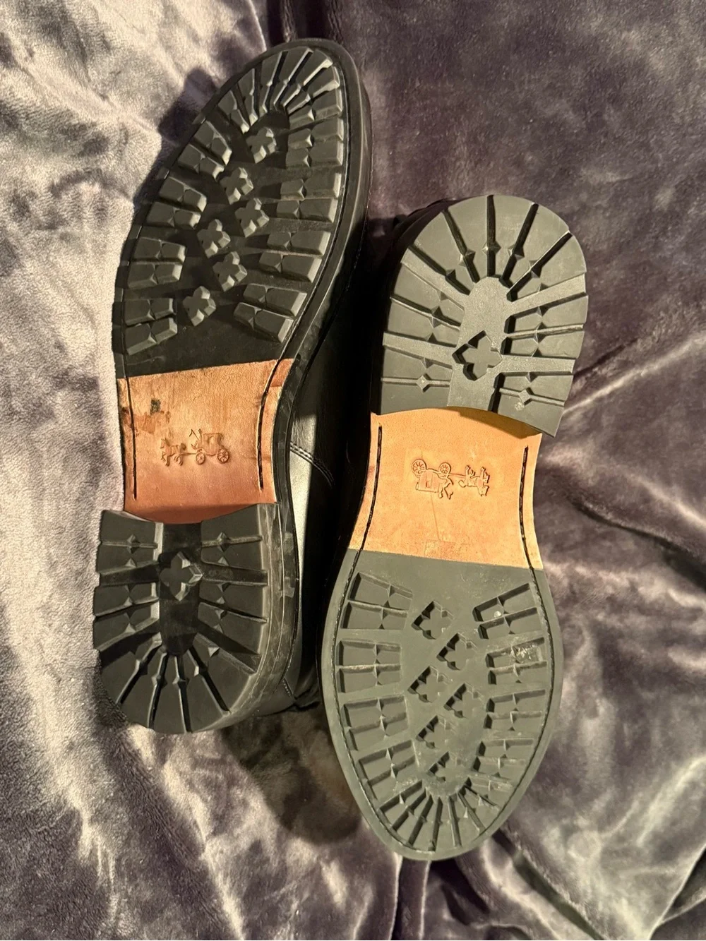 Coach polished black